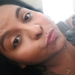 Meet your Posher, Lily